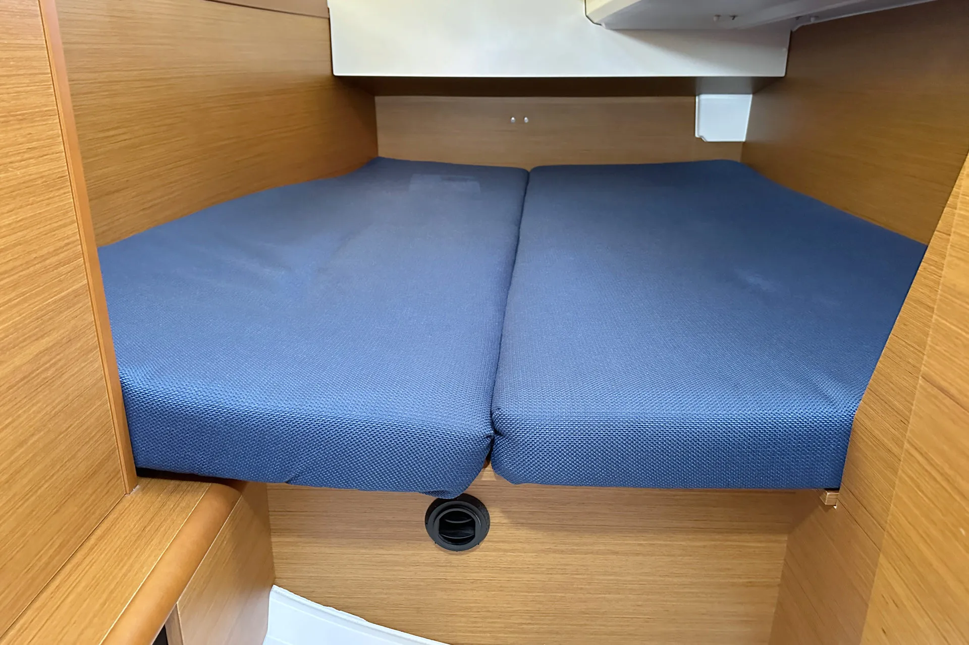 Sun Odyssey 349 Antonija — фотография яхты 19