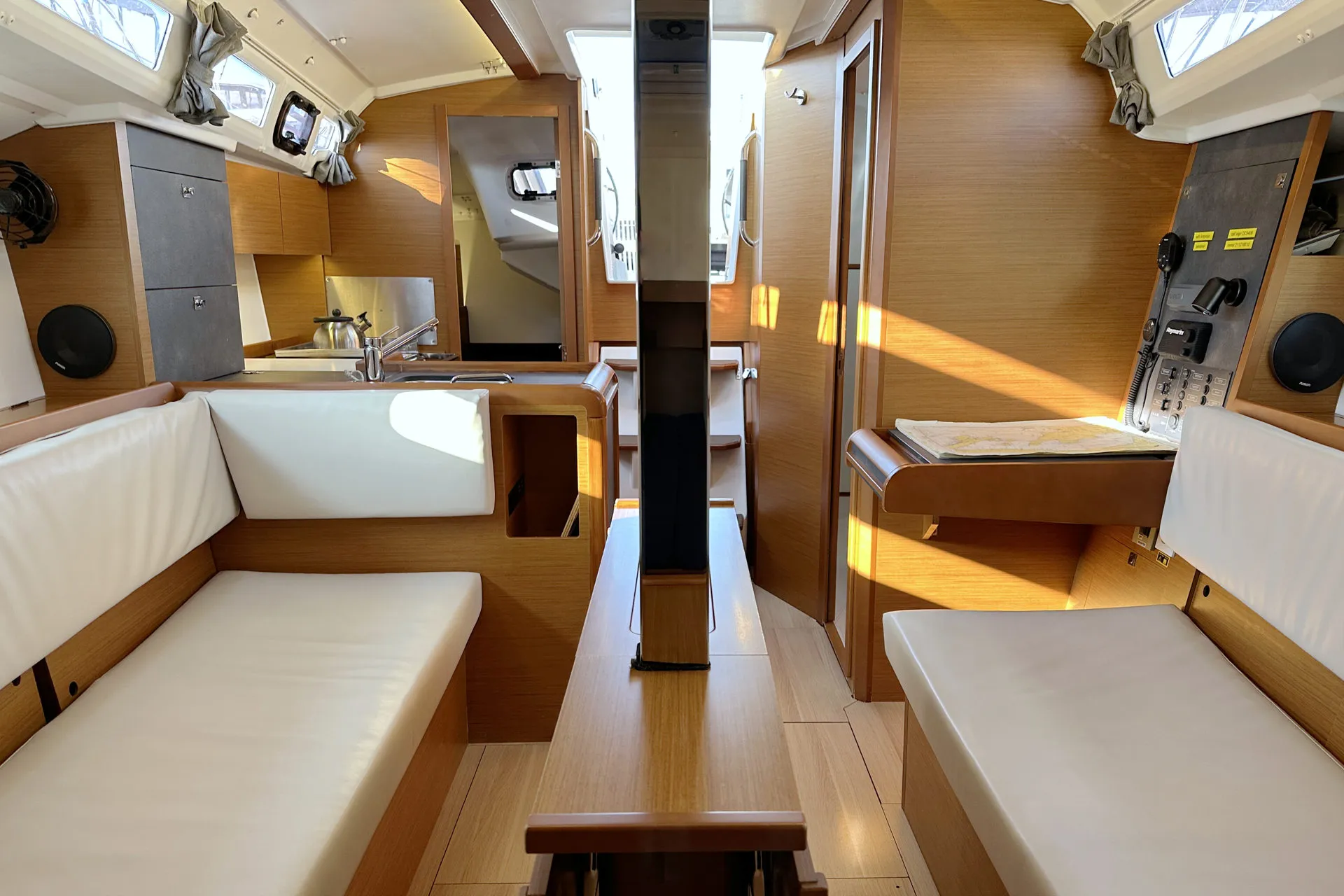Sun Odyssey 349 Antonija — фотография яхты 10