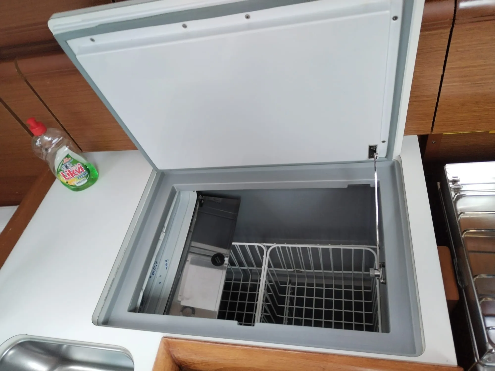 Sun Odyssey 389 Sissi — фотография яхты 3