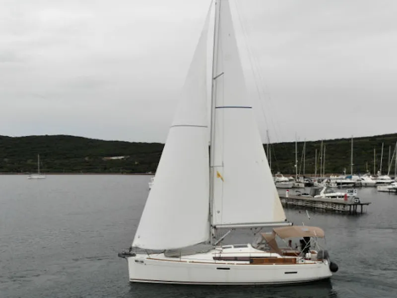 Sun Odyssey 389 Tara — фотография яхты 11