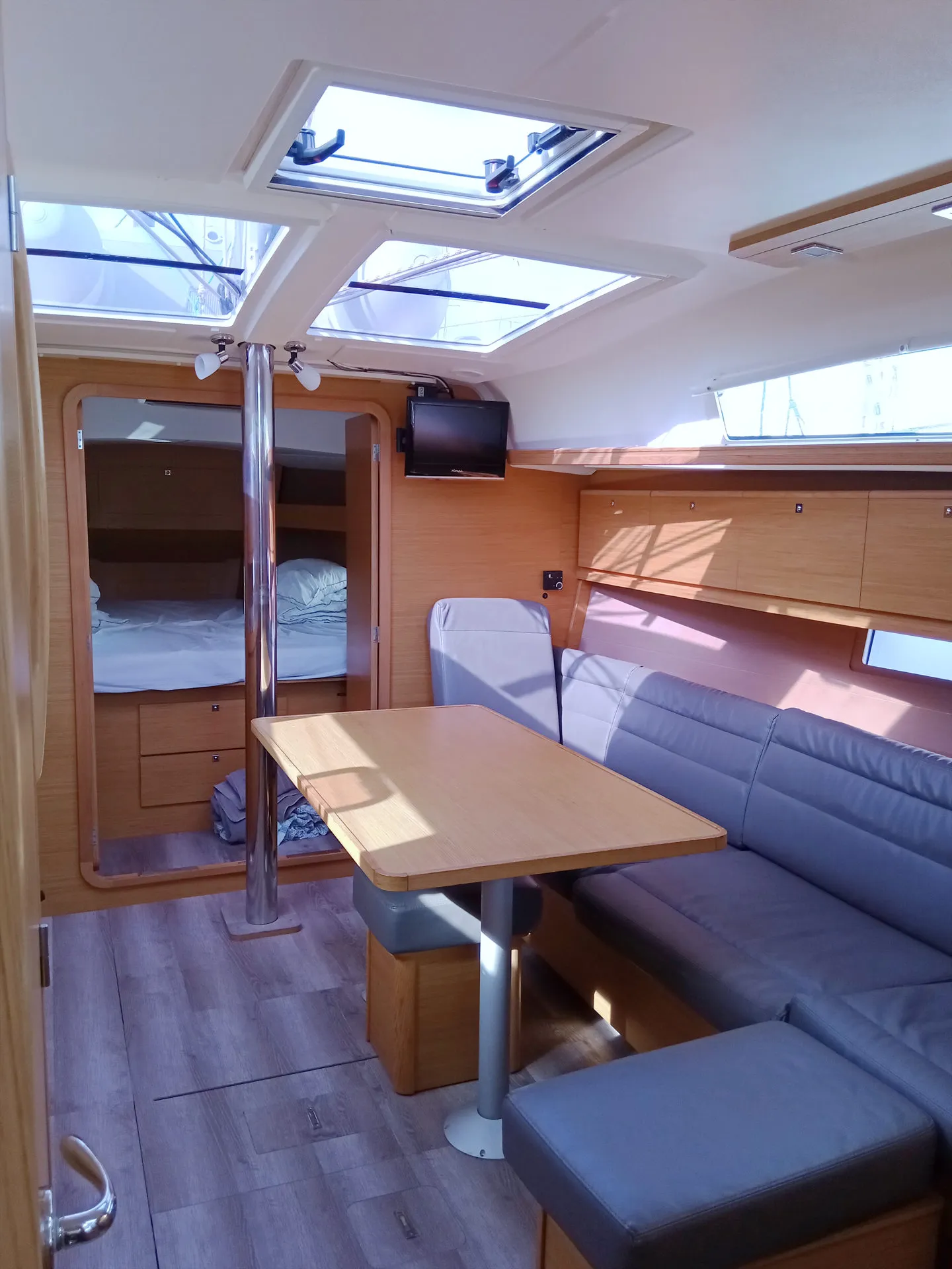 Dufour 382 Grand Large Henry — fotografia jachty 8