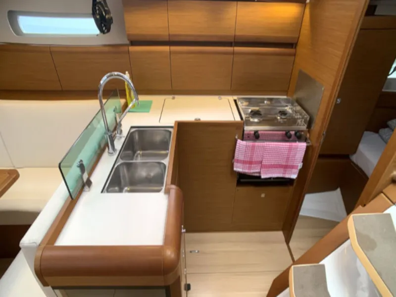 Sun Odyssey 419 Espresso — jachtos nuotrauka 3