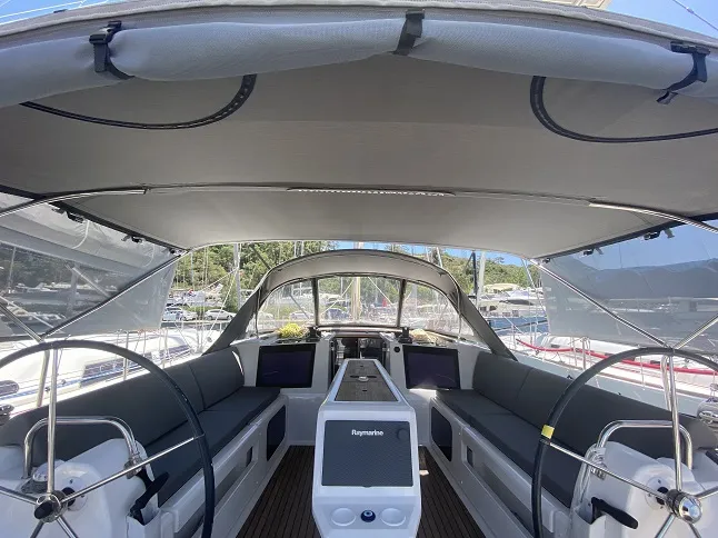 Dufour 412 Grand large Desiree II — zdjęcie jachtu 2