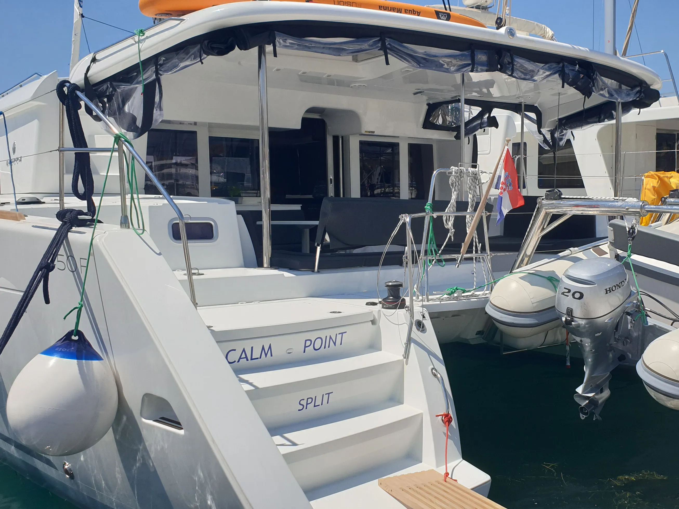 Lagoon 450 Fly CALM POINT — foto dello yacht n. 1