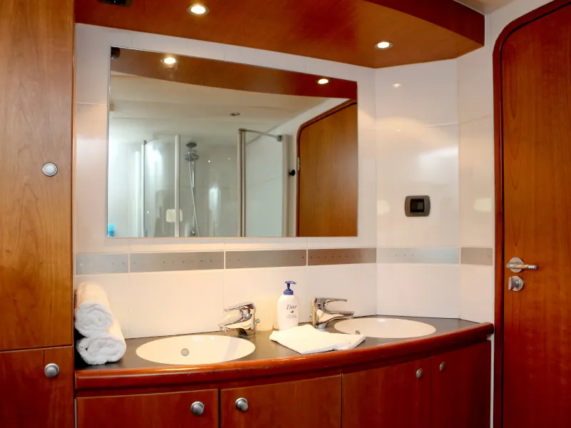 Pacific Allure 155 Royal — fotografia jachty 47