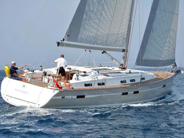 Bavaria Cruiser 50 Fija — foto dello yacht n. 12