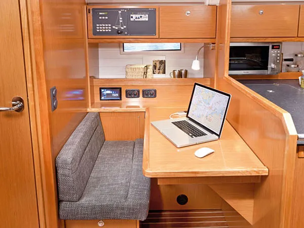 Bavaria Cruiser 50 Fija — foto dello yacht n. 9