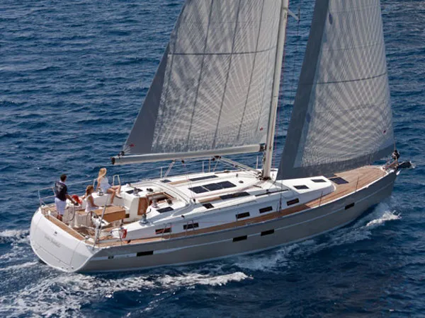 Bavaria Cruiser 50 Fija — foto dello yacht n. 14