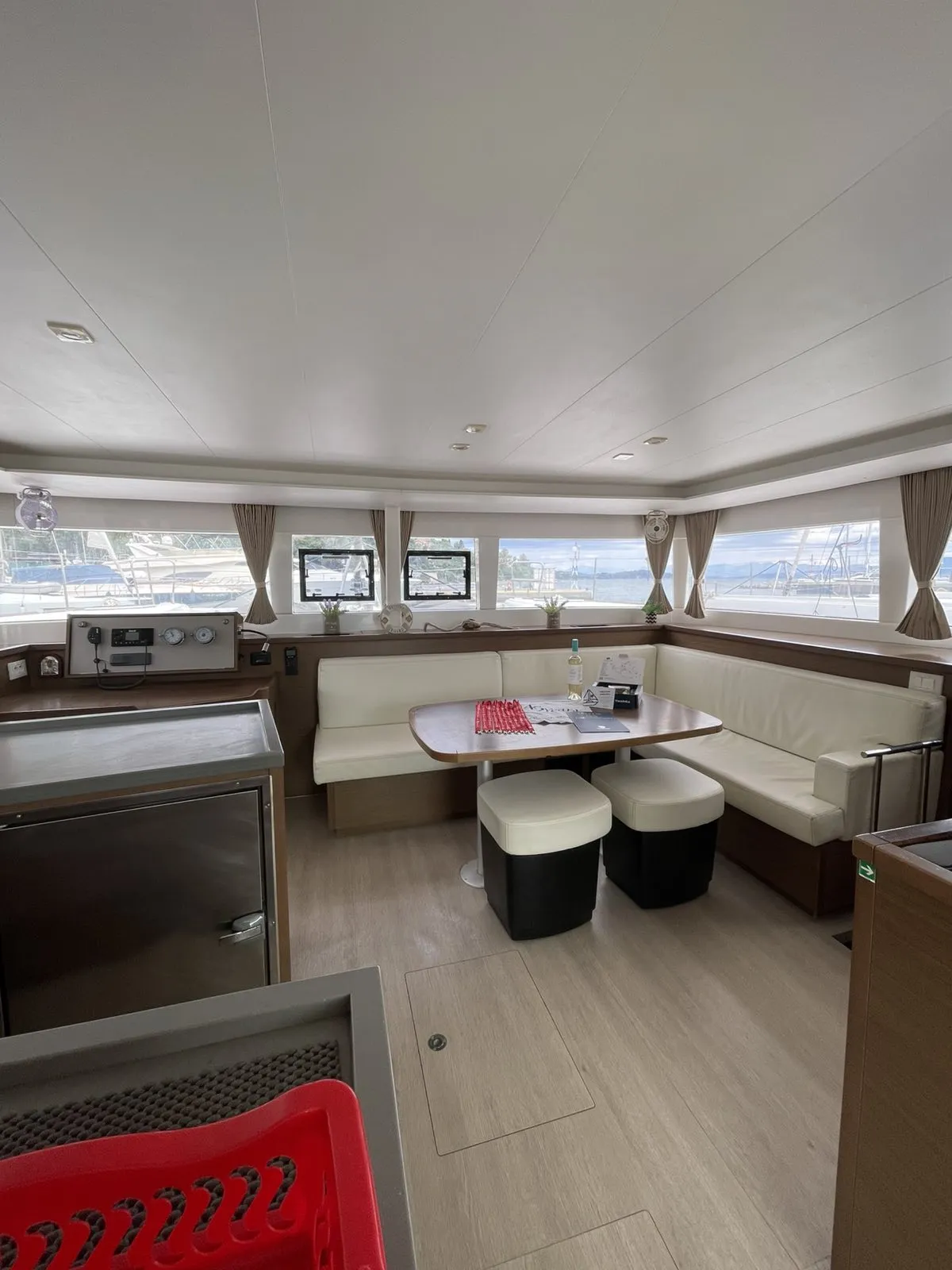 Lagoon 450 Fly AMARE I — Yachtfoto 19