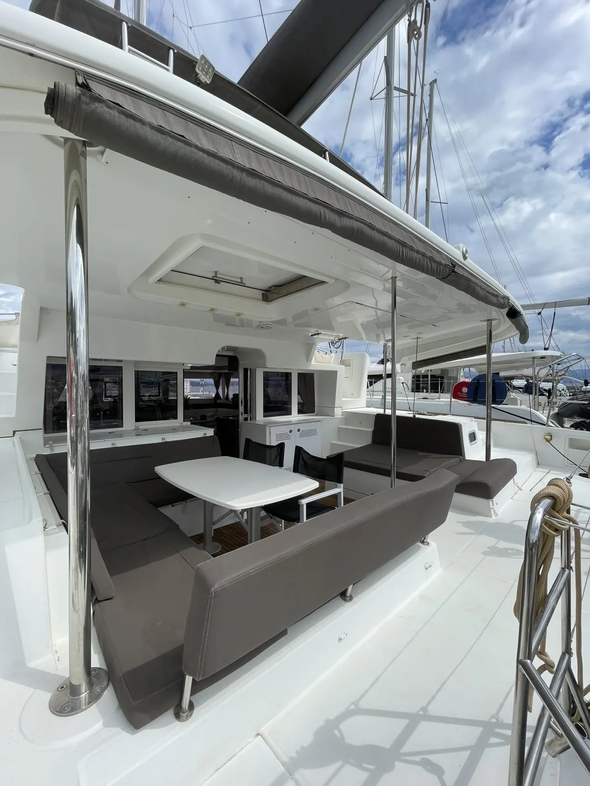 Lagoon 450 Fly AMARE I — Yachtfoto 22