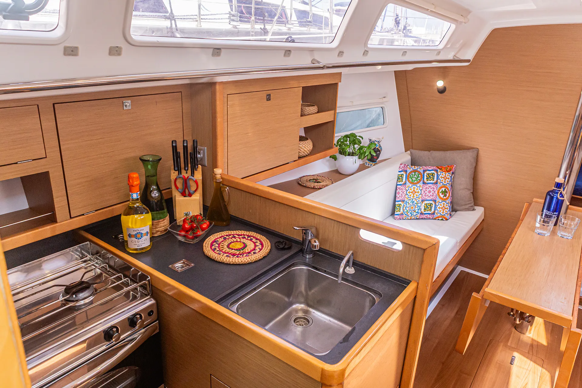 Sun Odyssey 319 Hija del Viento — yacht photo 7