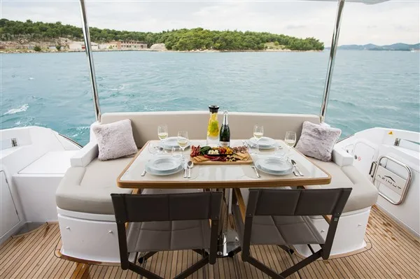 Azimut 55 MAWI — yacht photo 39