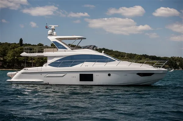 Azimut 55 MAWI — yacht photo 33