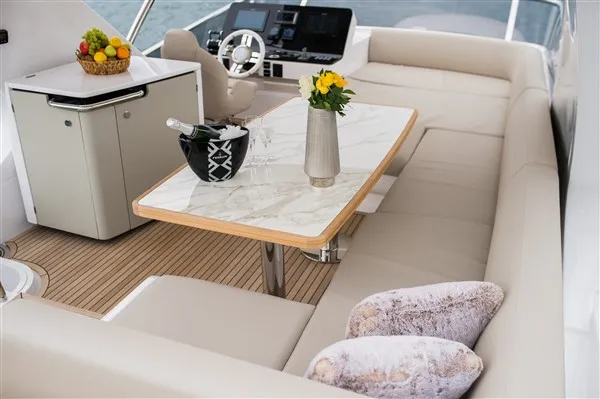 Azimut 55 MAWI — yacht photo 15