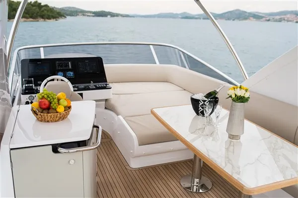 Azimut 55 MAWI — yacht photo 47