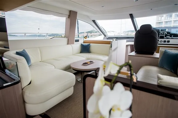 Azimut 55 MAWI — yacht photo 41