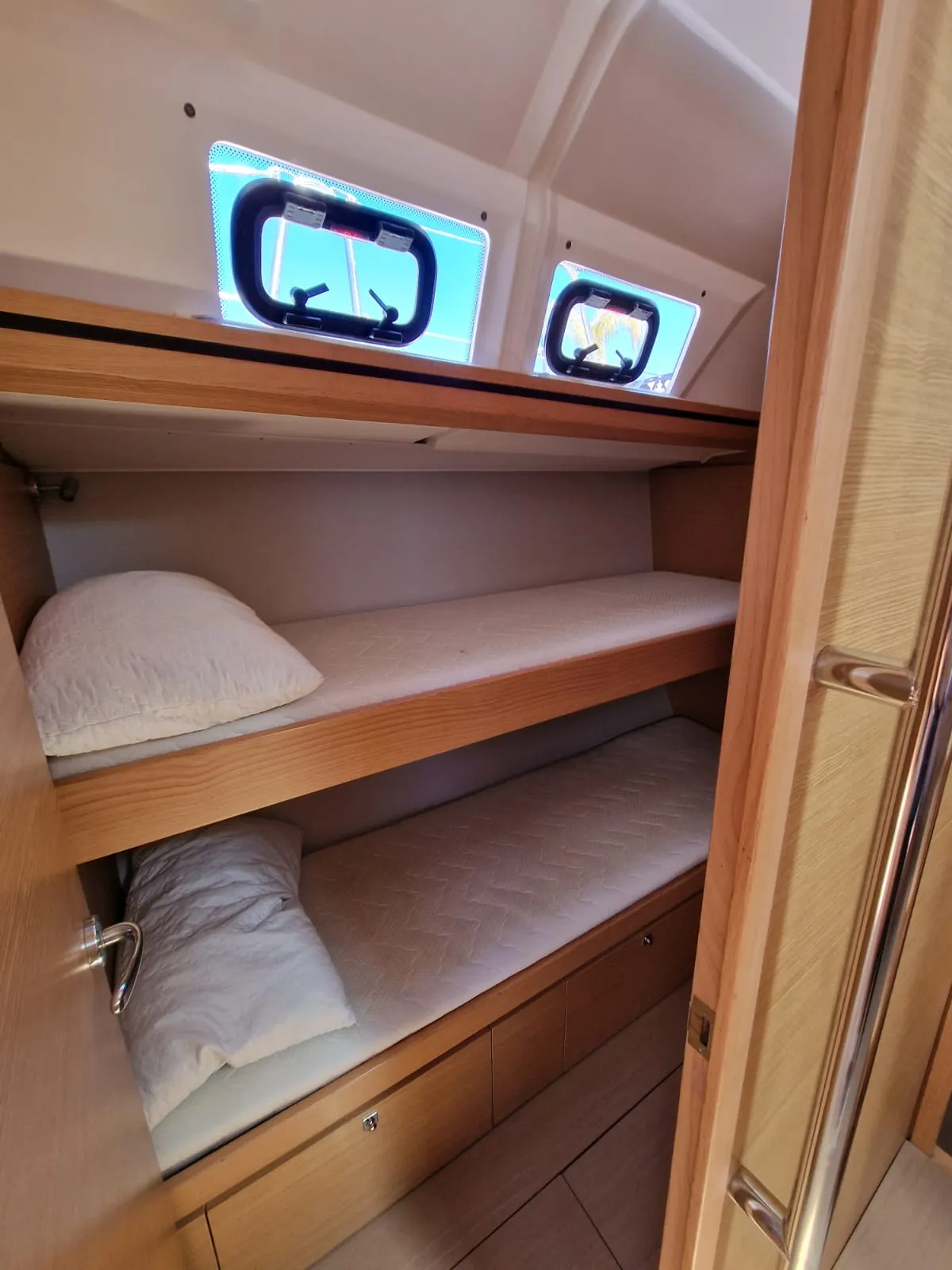 Dufour 520 Grand Large Sirius — yacht photo 10