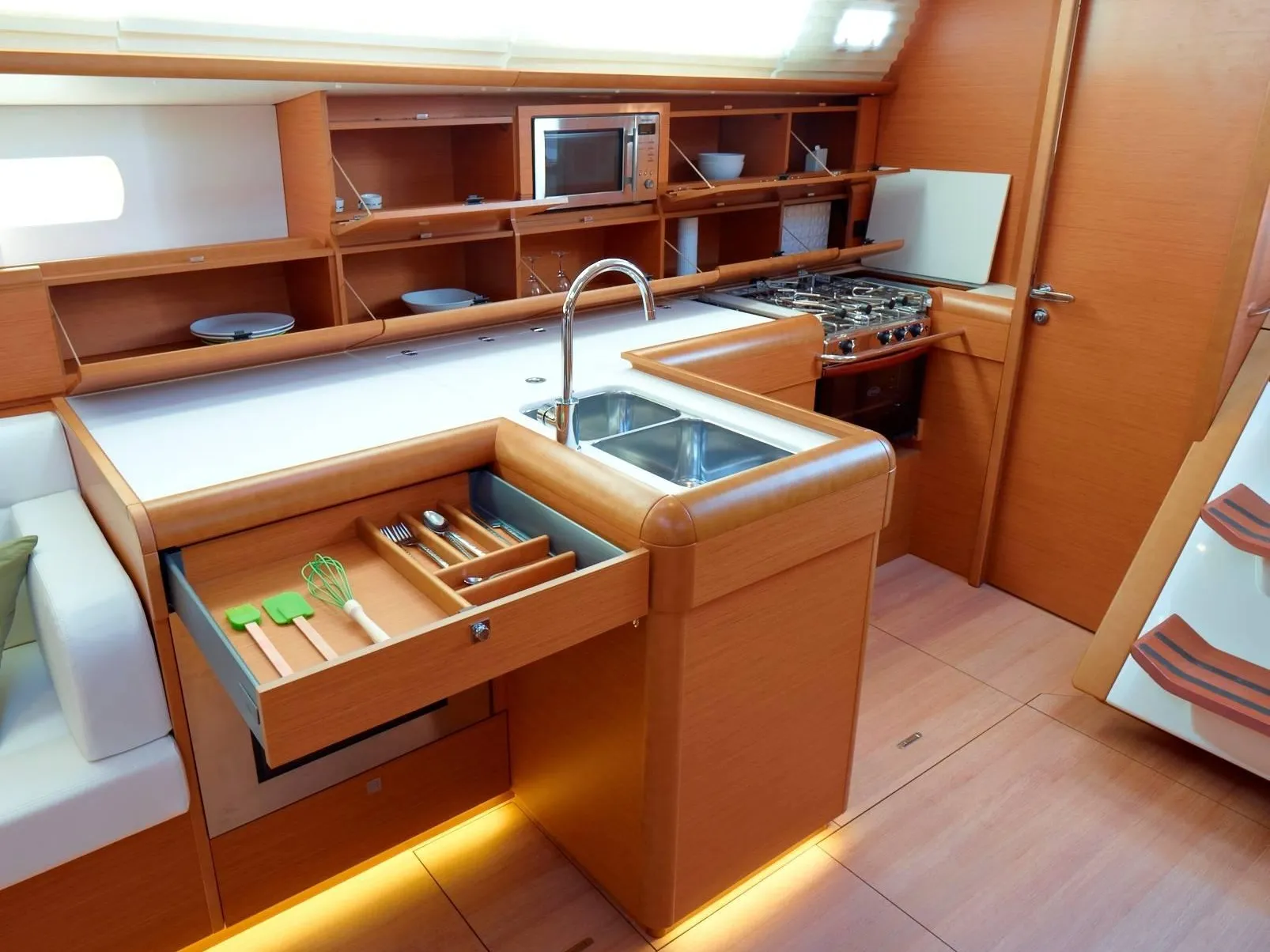 Sun Odyssey 519 Montecarlo — jachtfoto 2