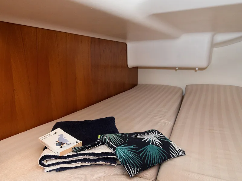 Sun Odyssey 43 Frine — fotografia jachty 11