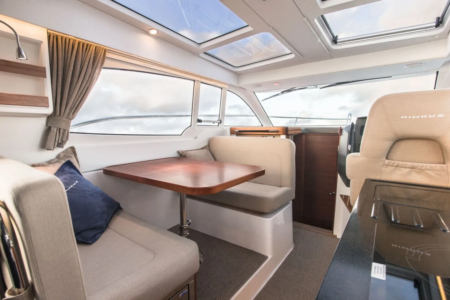 Nimbus 305 Coupe — foto del yate n.º 2