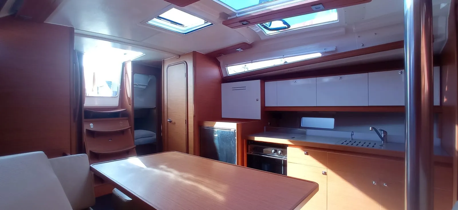 Dufour 390 Grand Large Tiche — фотография яхты 19