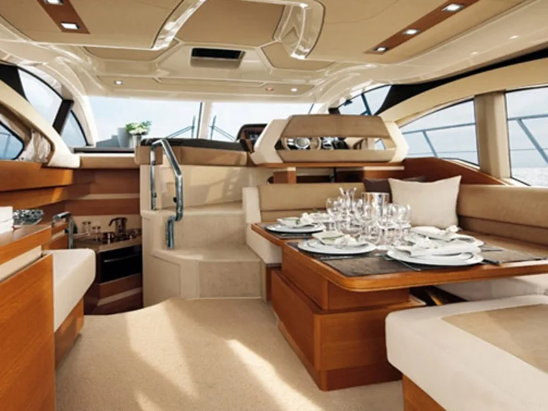 Azimut 46 ALMA LIBRE II A/C GEN — fotografia jachty 2