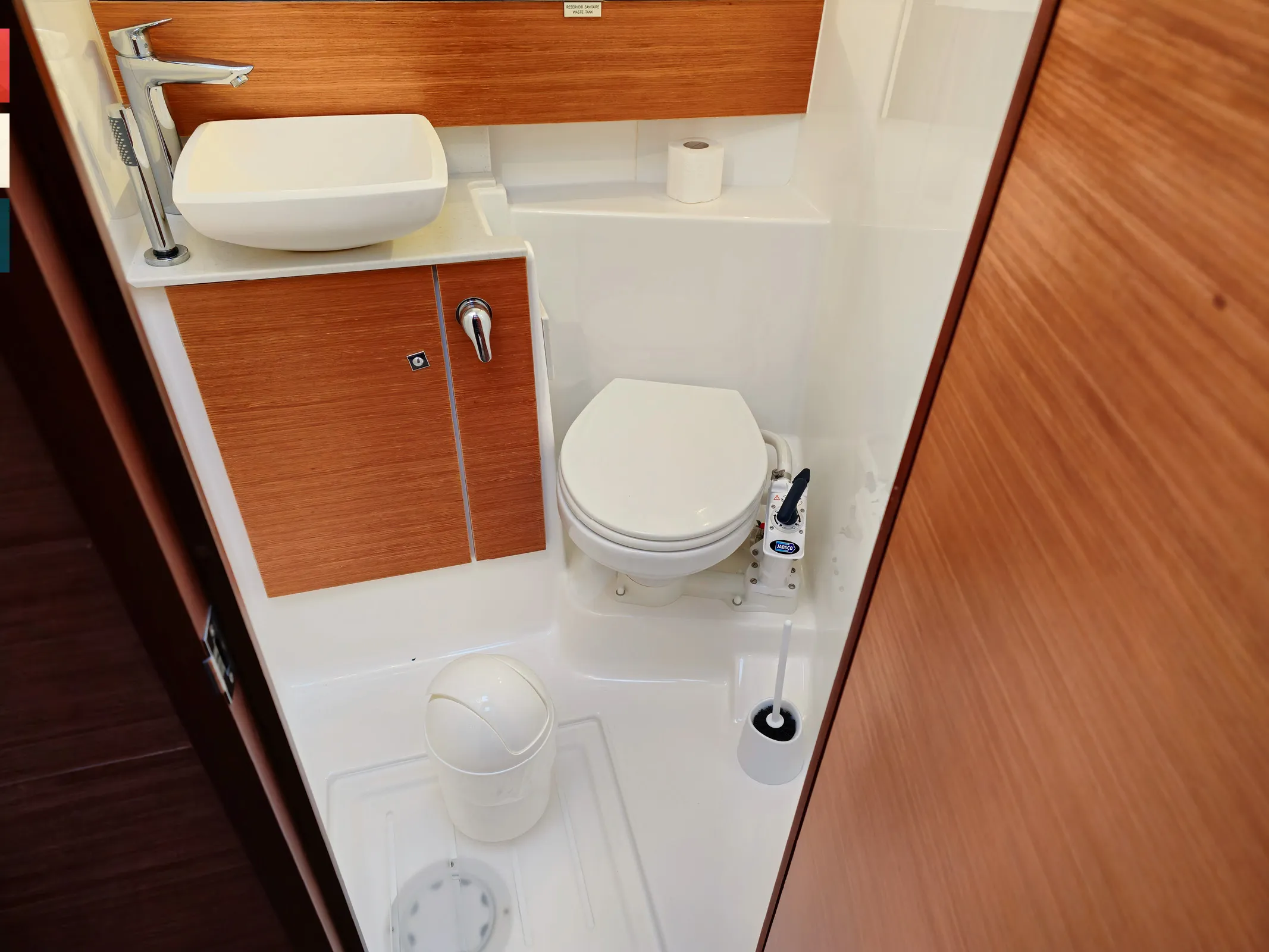Dufour 430 Calando — фотография яхты 38