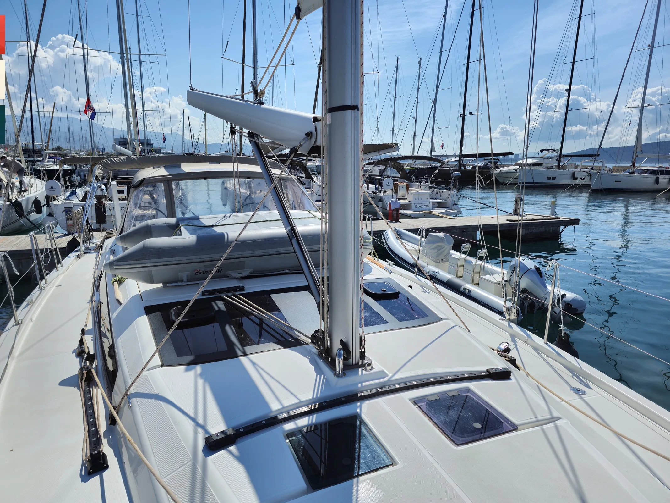 Dufour 430 Calando — фотография яхты 25