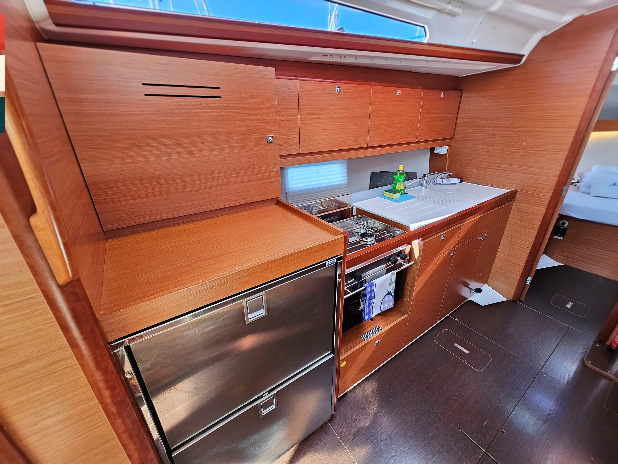 Dufour 390 Grand Large Klara — фотография яхты 3