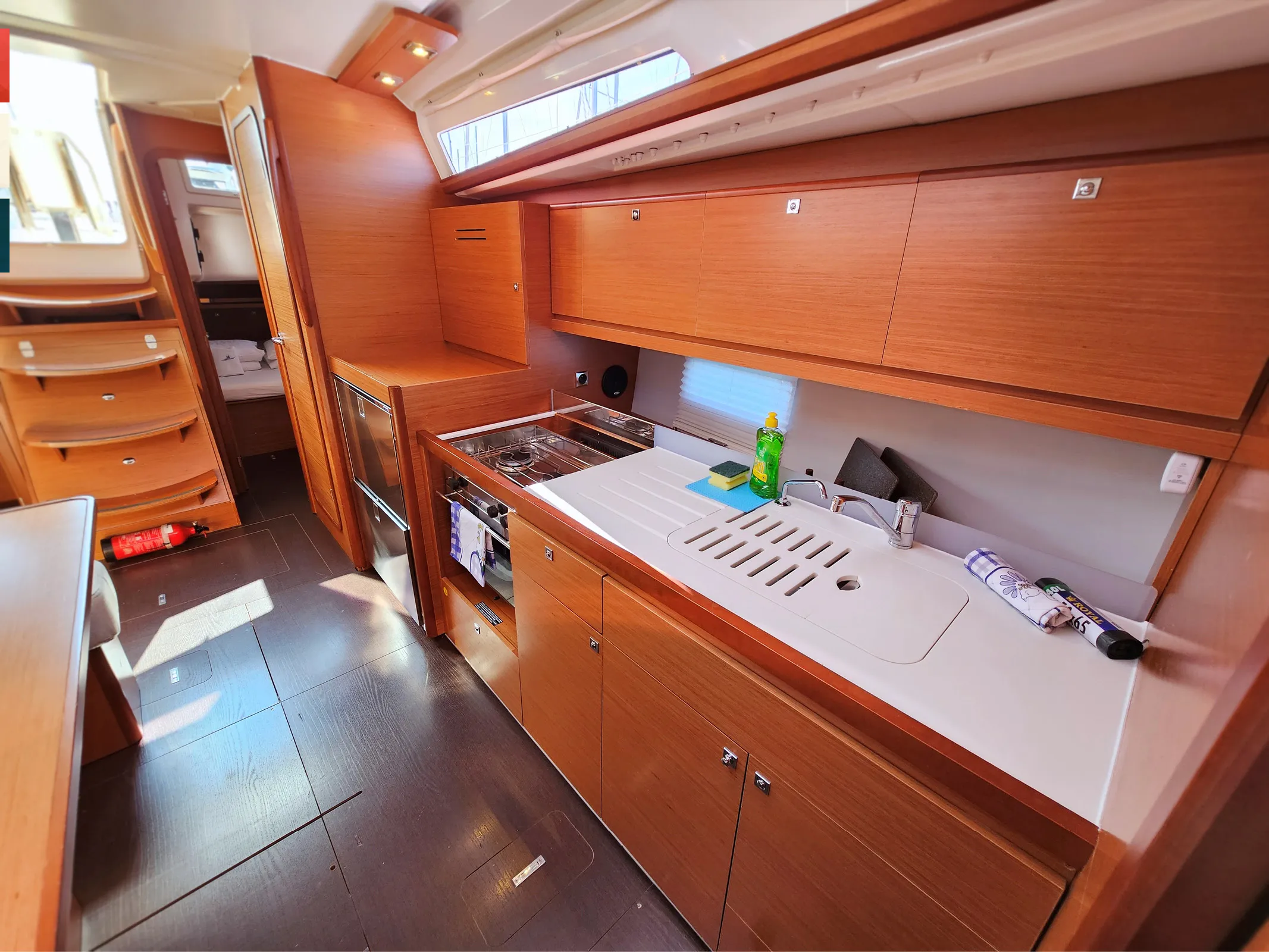 Dufour 390 Grand Large Klara — фотография яхты 36