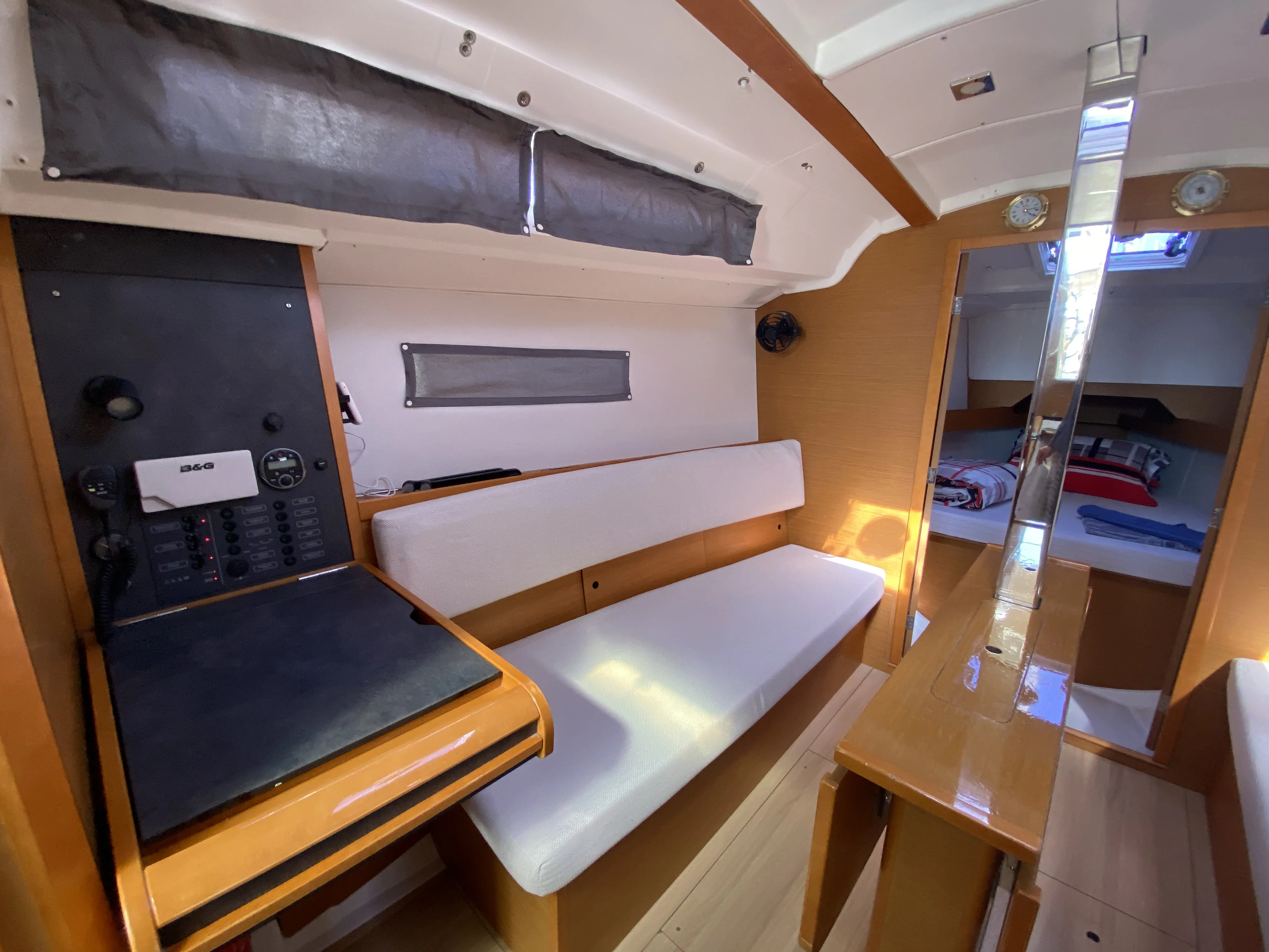 Sun Odyssey 349 Blue Dreams — foto dello yacht n. 13