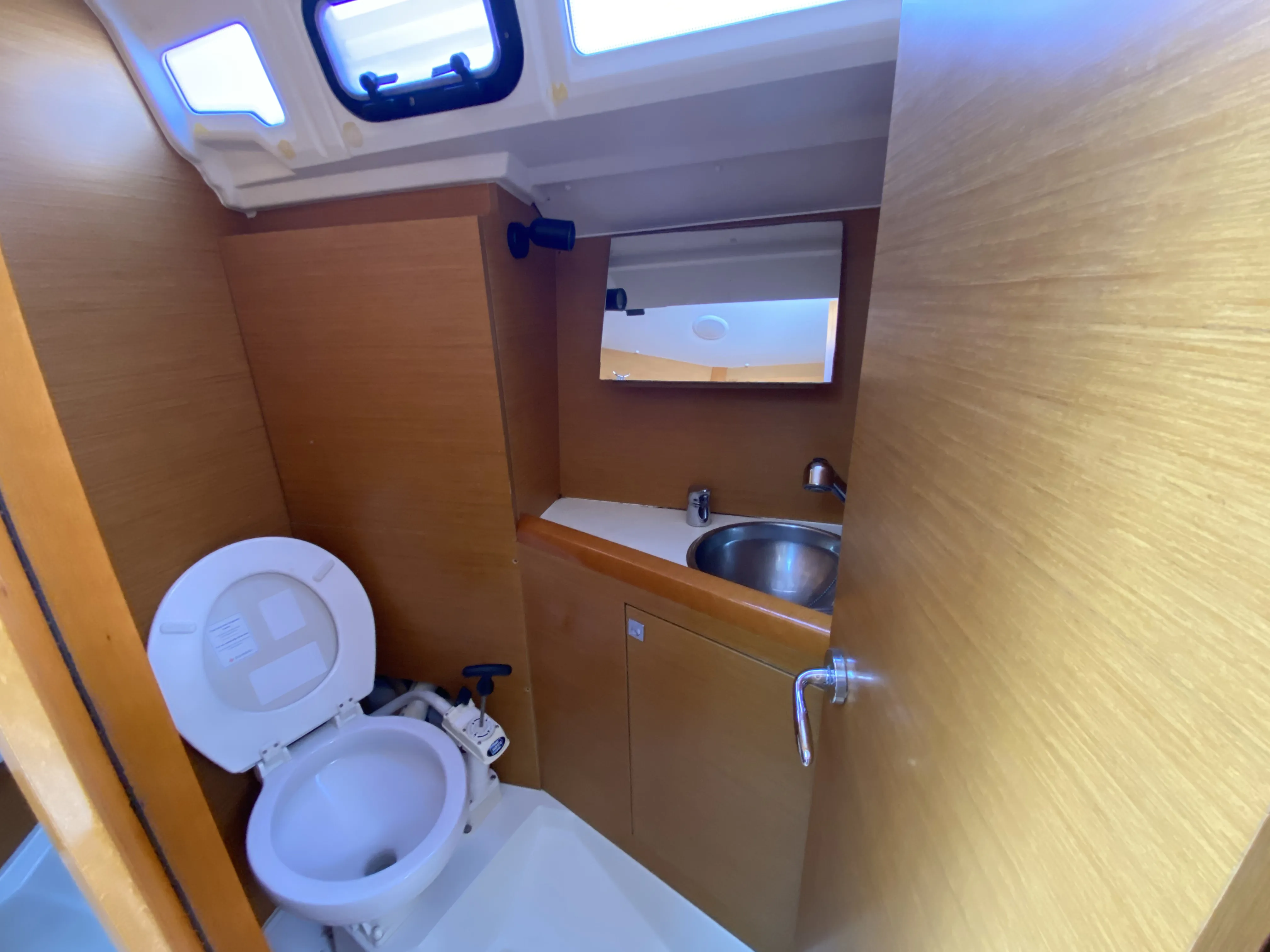 Sun Odyssey 349 Blue Dreams — foto dello yacht n. 10