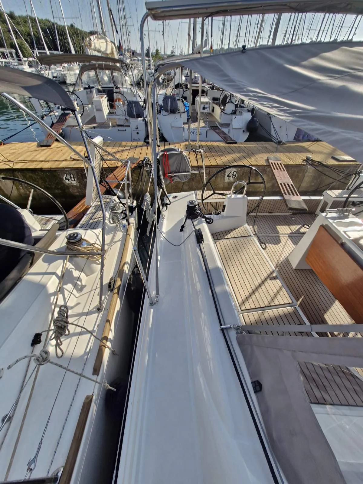 Oceanis 37.1 Agios — фотография яхты 23