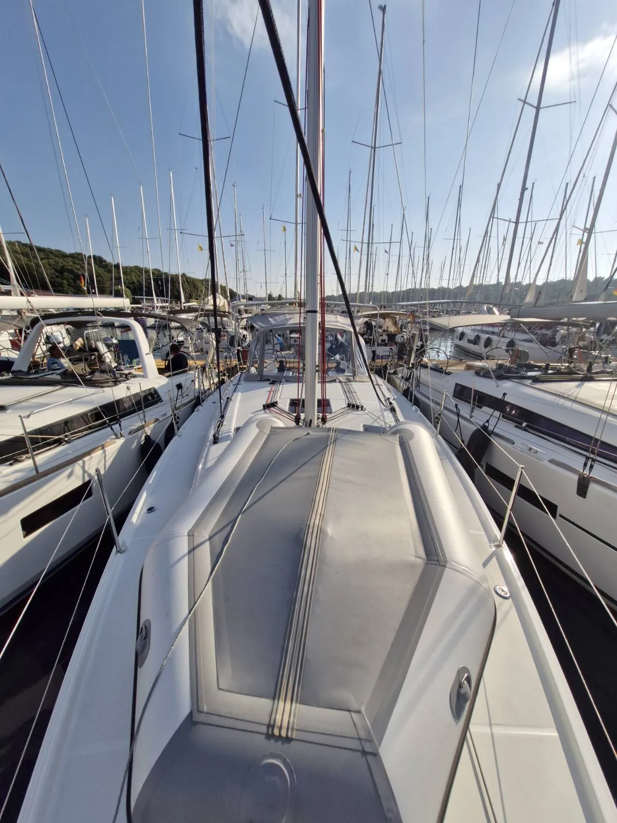 Oceanis 37.1 Agios — фотография яхты 2