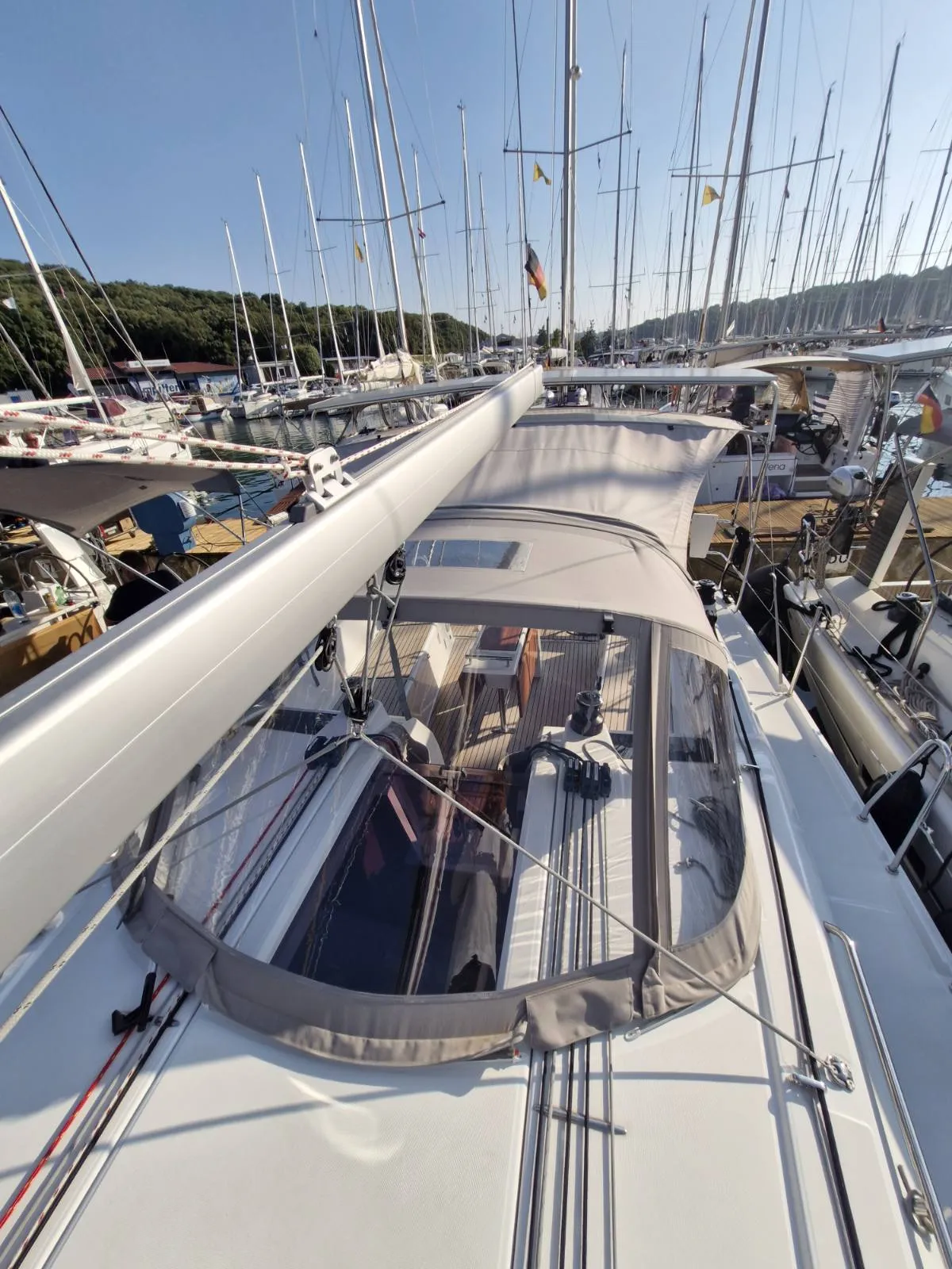 Oceanis 37.1 Agios — фотография яхты 3