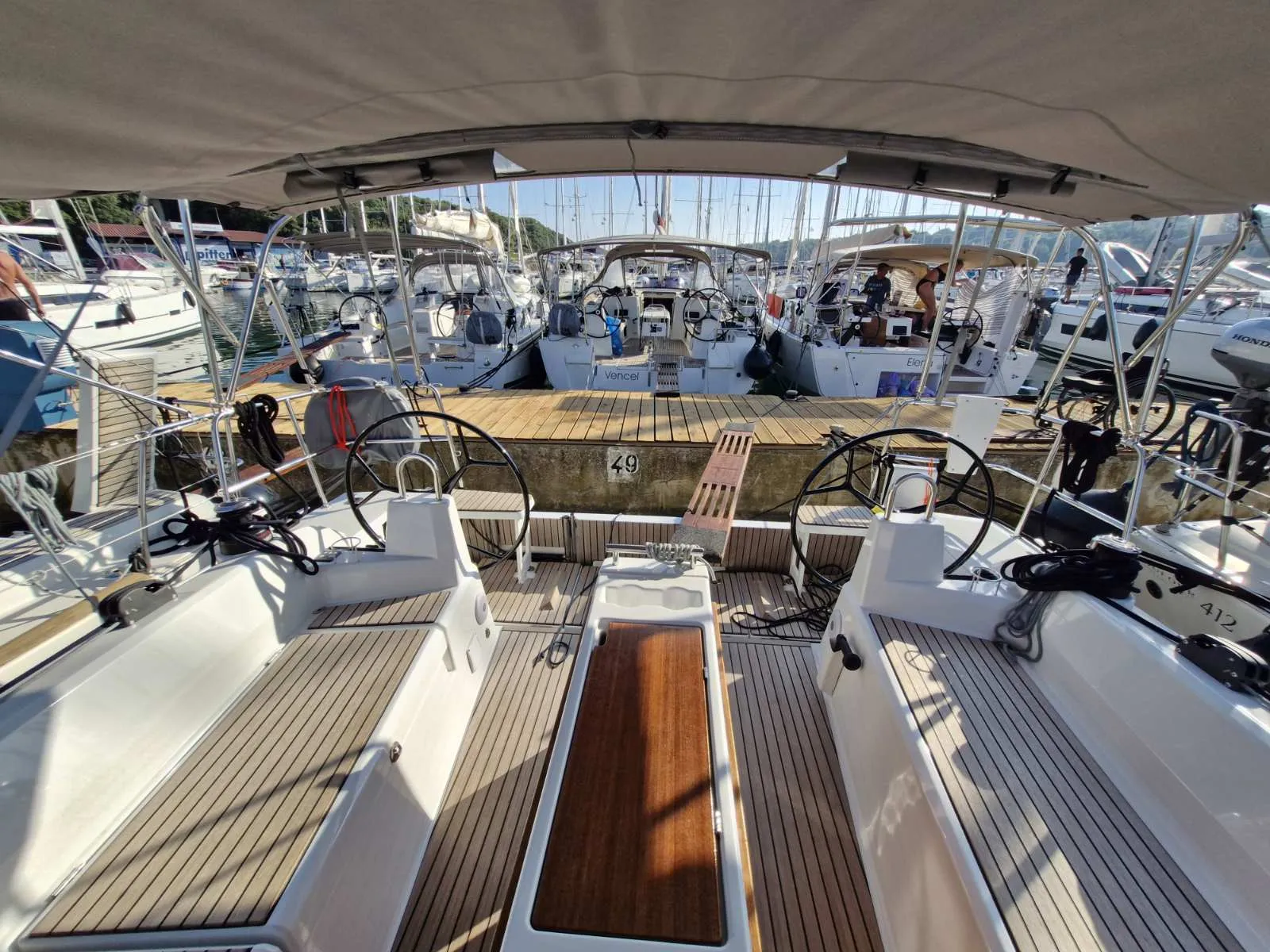 Oceanis 37.1 Agios — фотография яхты 14