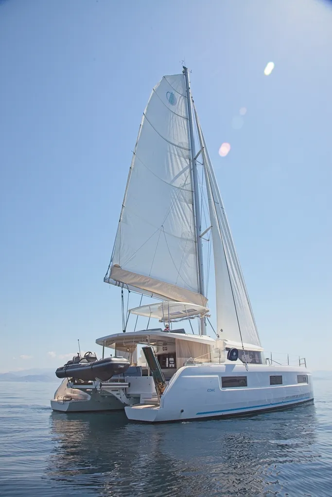 Lagoon 46 DAFNI — Yachtfoto 7