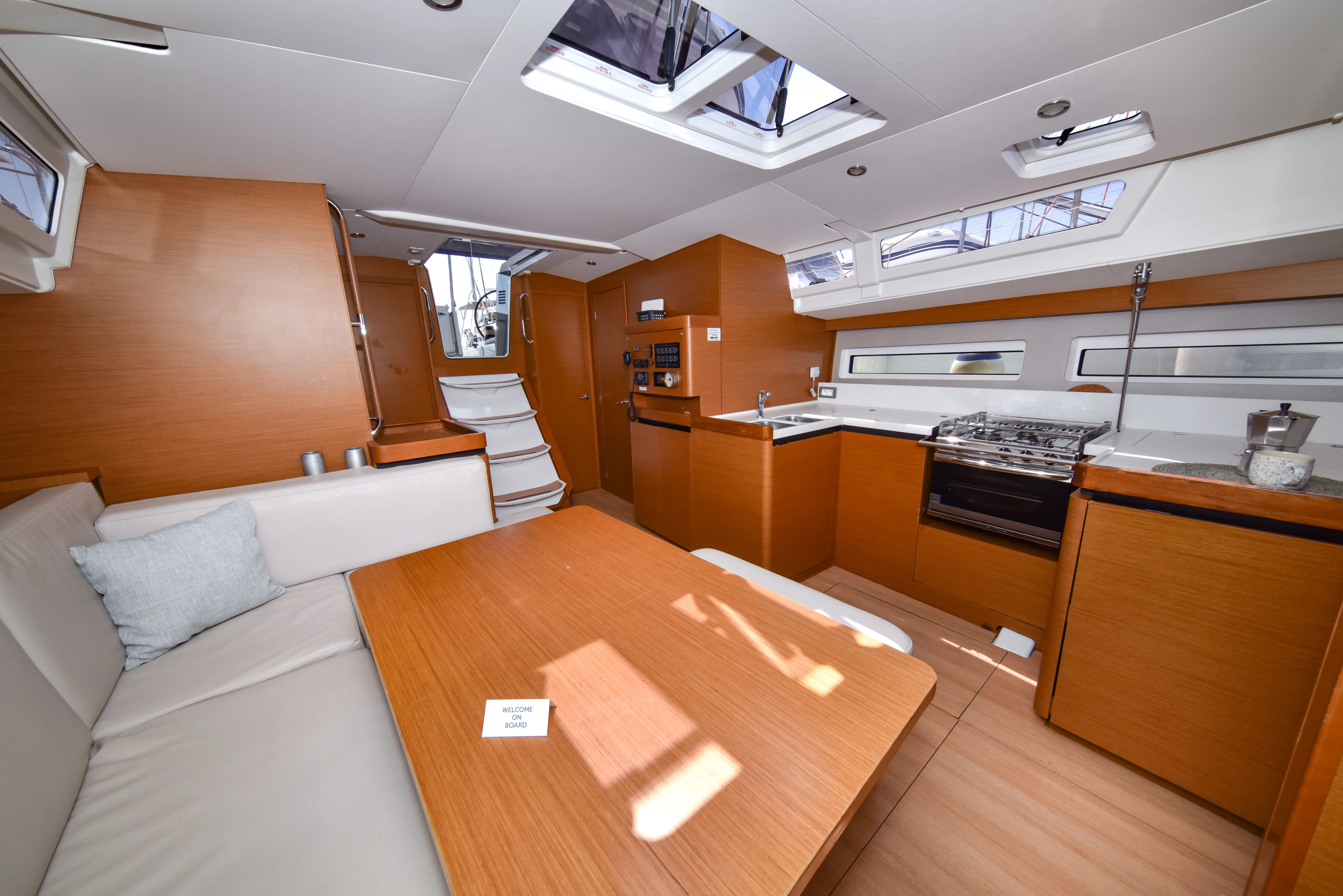 Sun Odyssey 490 Swannabe — foto dello yacht n. 63