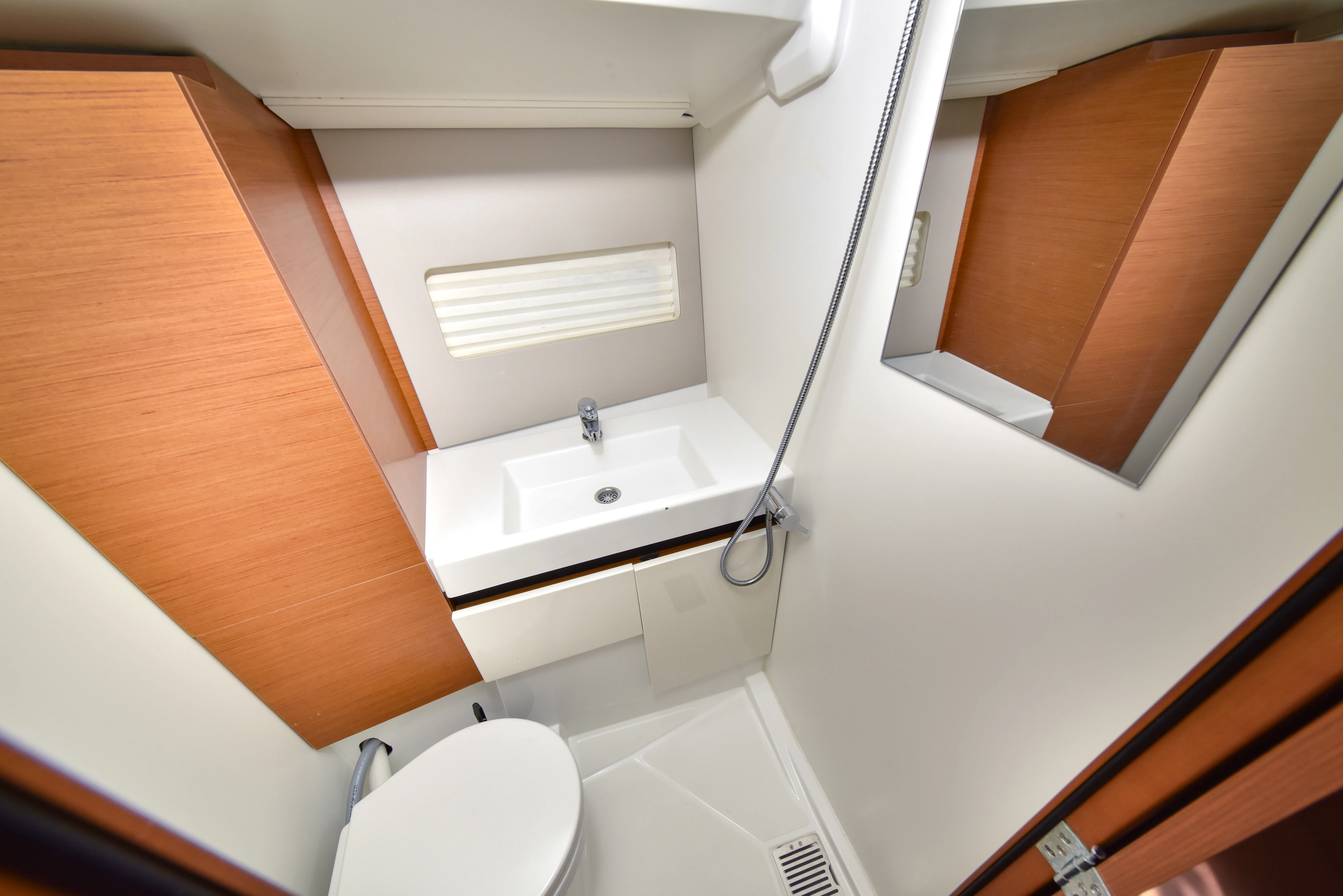 Sun Odyssey 490 Swannabe — foto dello yacht n. 11