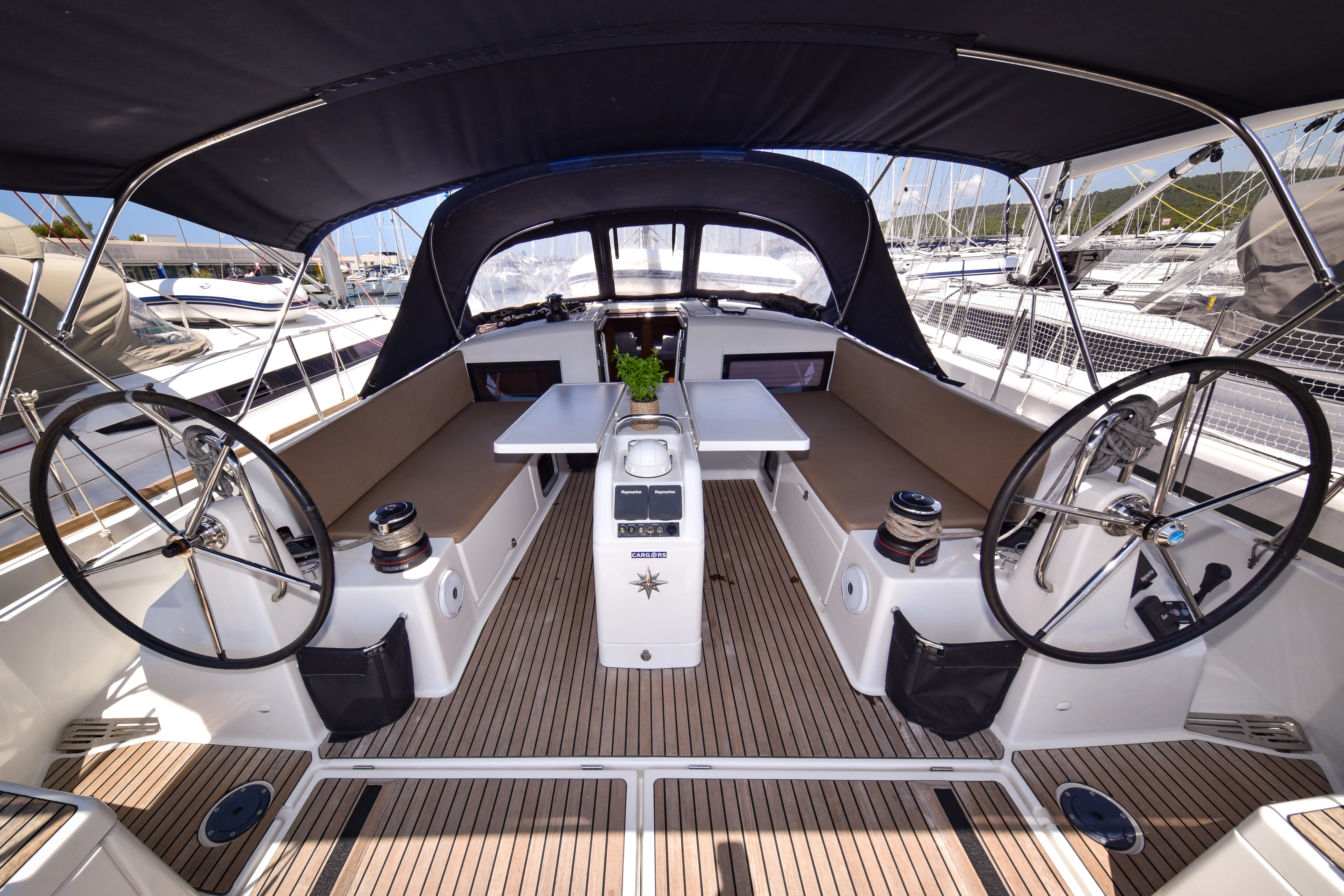 Sun Odyssey 490 Swannabe — foto dello yacht n. 20