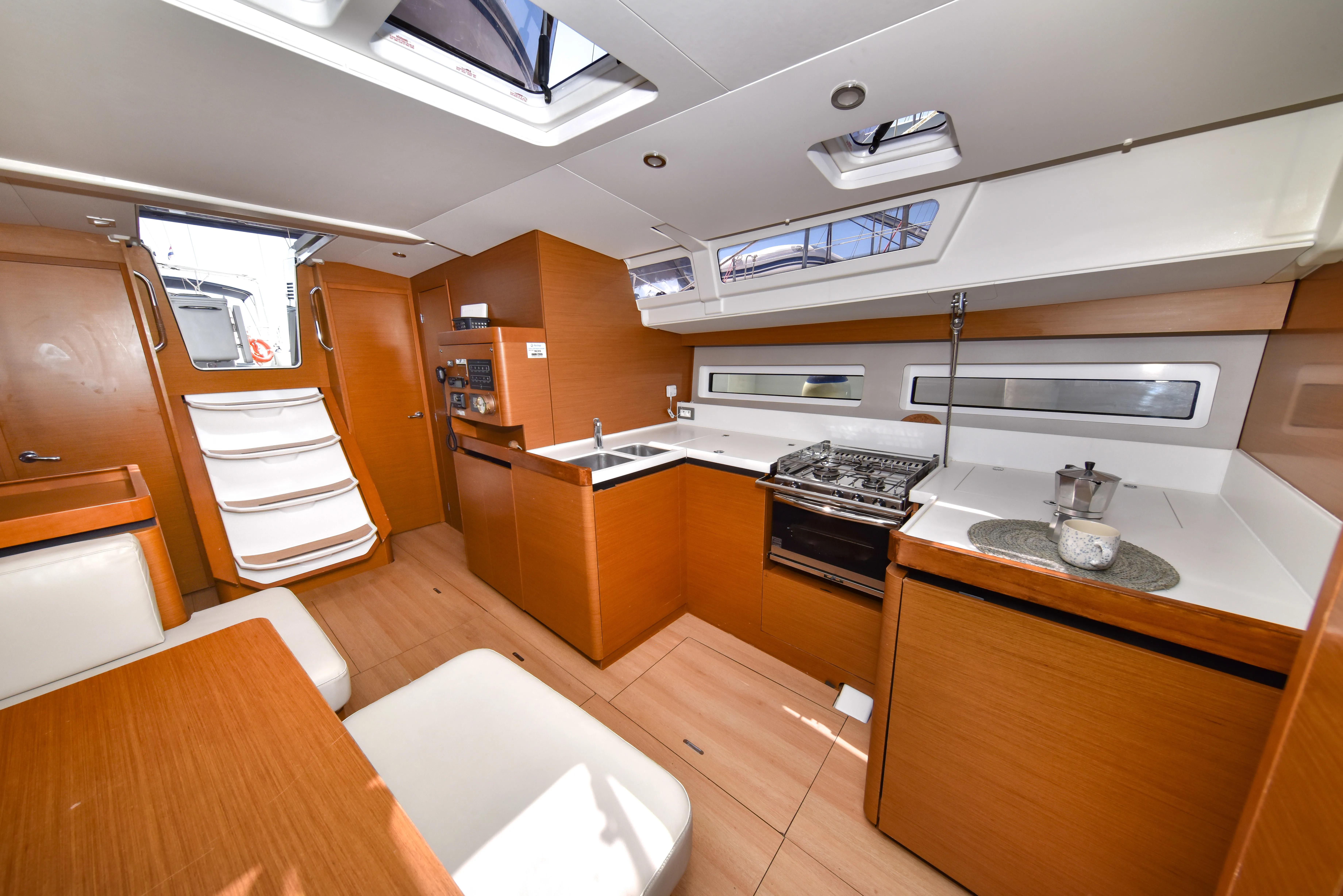 Sun Odyssey 490 Swannabe — foto dello yacht n. 25