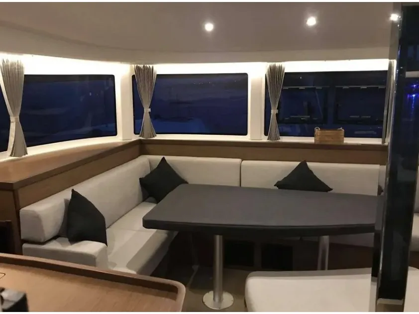 Lagoon 42 Olympios Zeus — jachtfoto 2