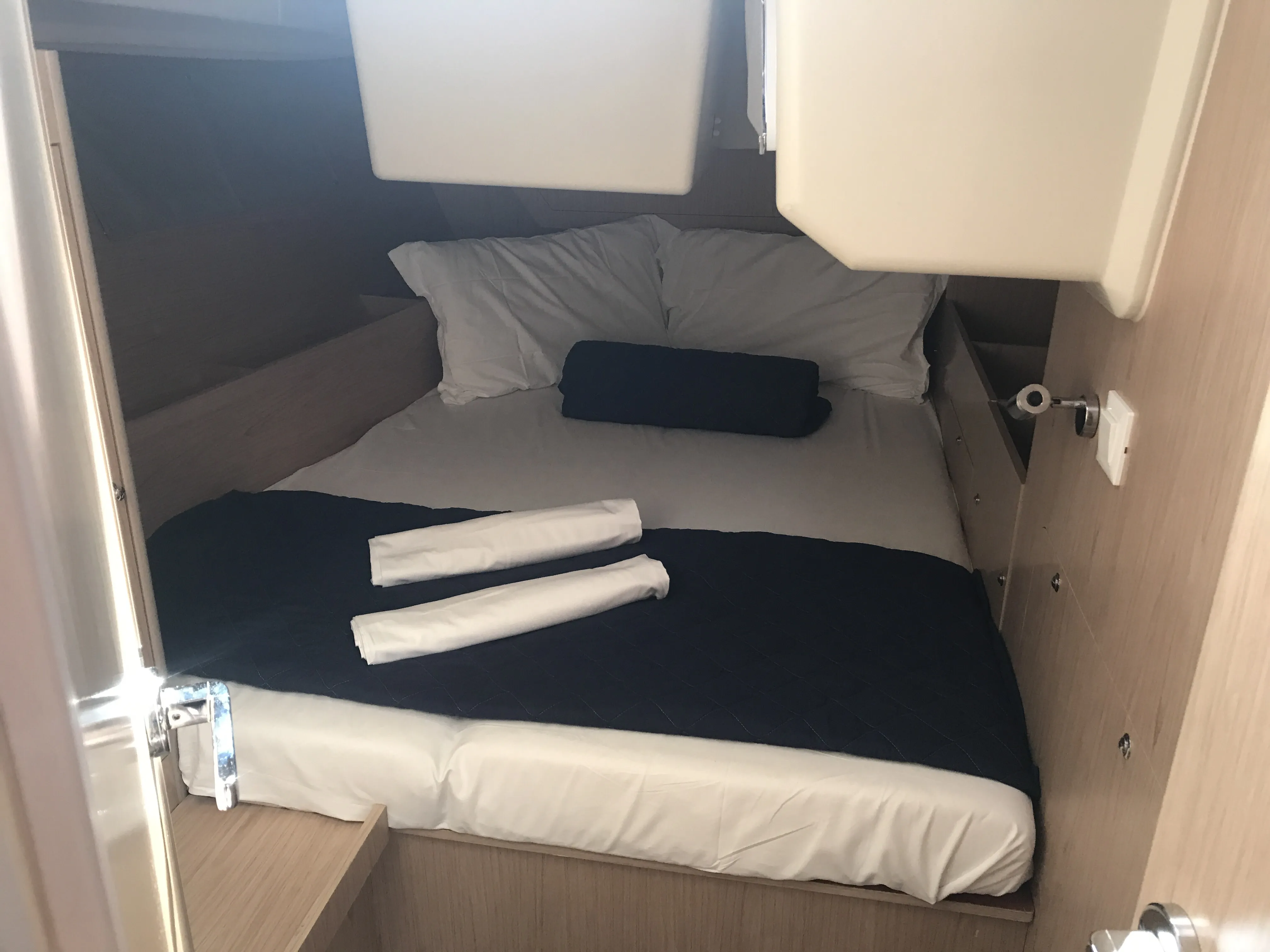 Oceanis 41.1 Achemar — фотография яхты 10
