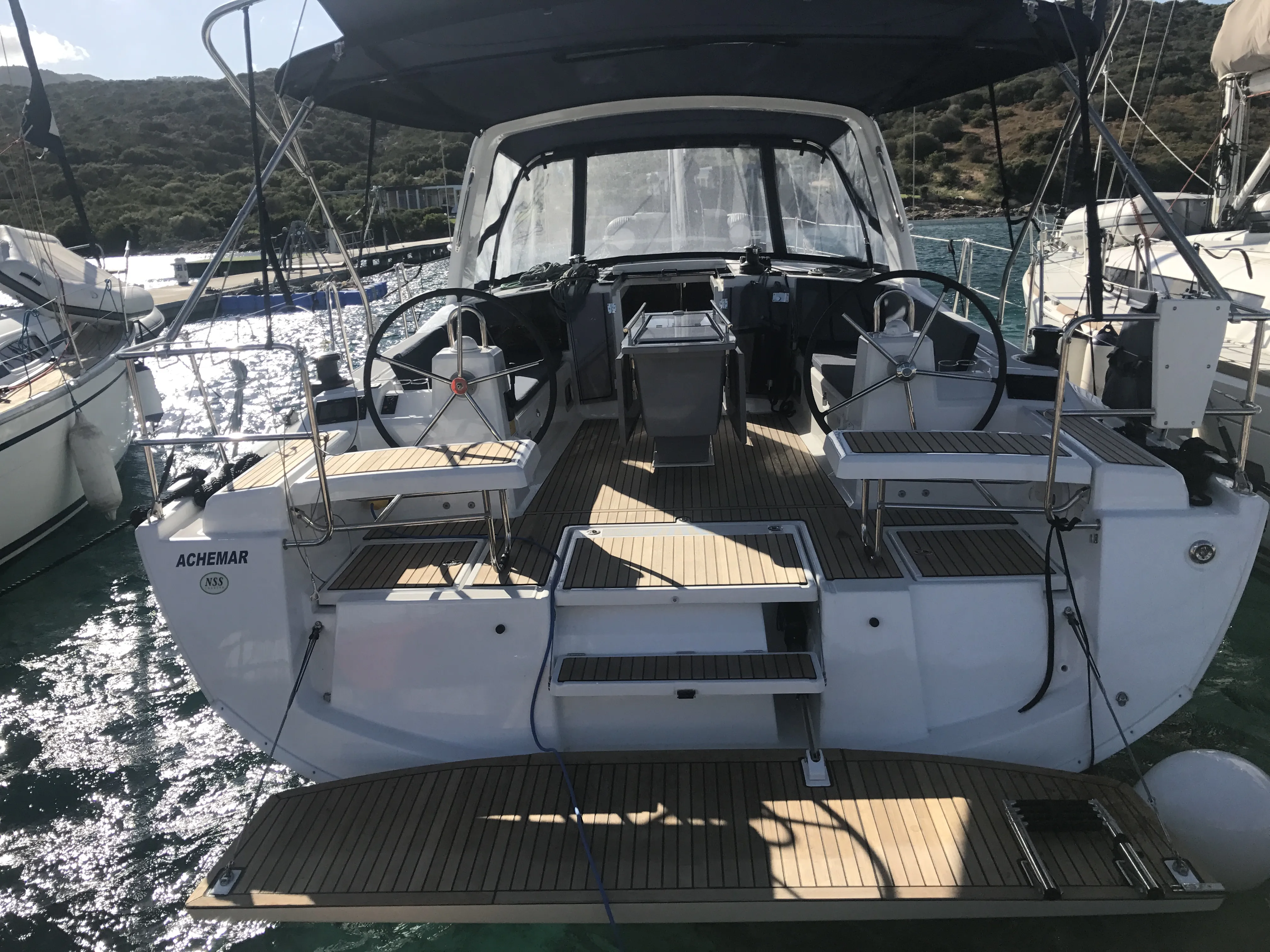 Oceanis 41.1 Achemar — фотография яхты 11