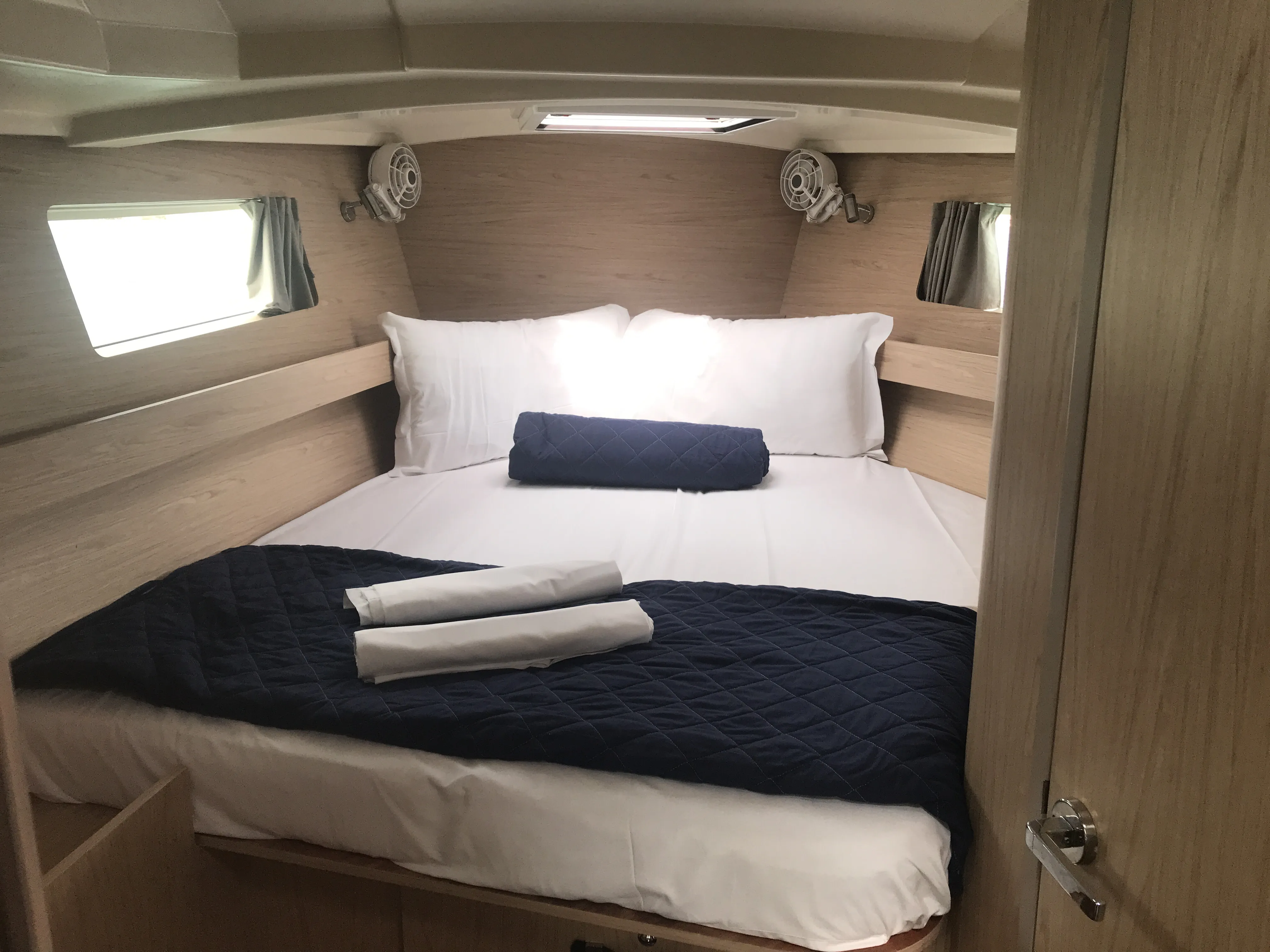 Oceanis 41.1 Achemar — фотография яхты 7