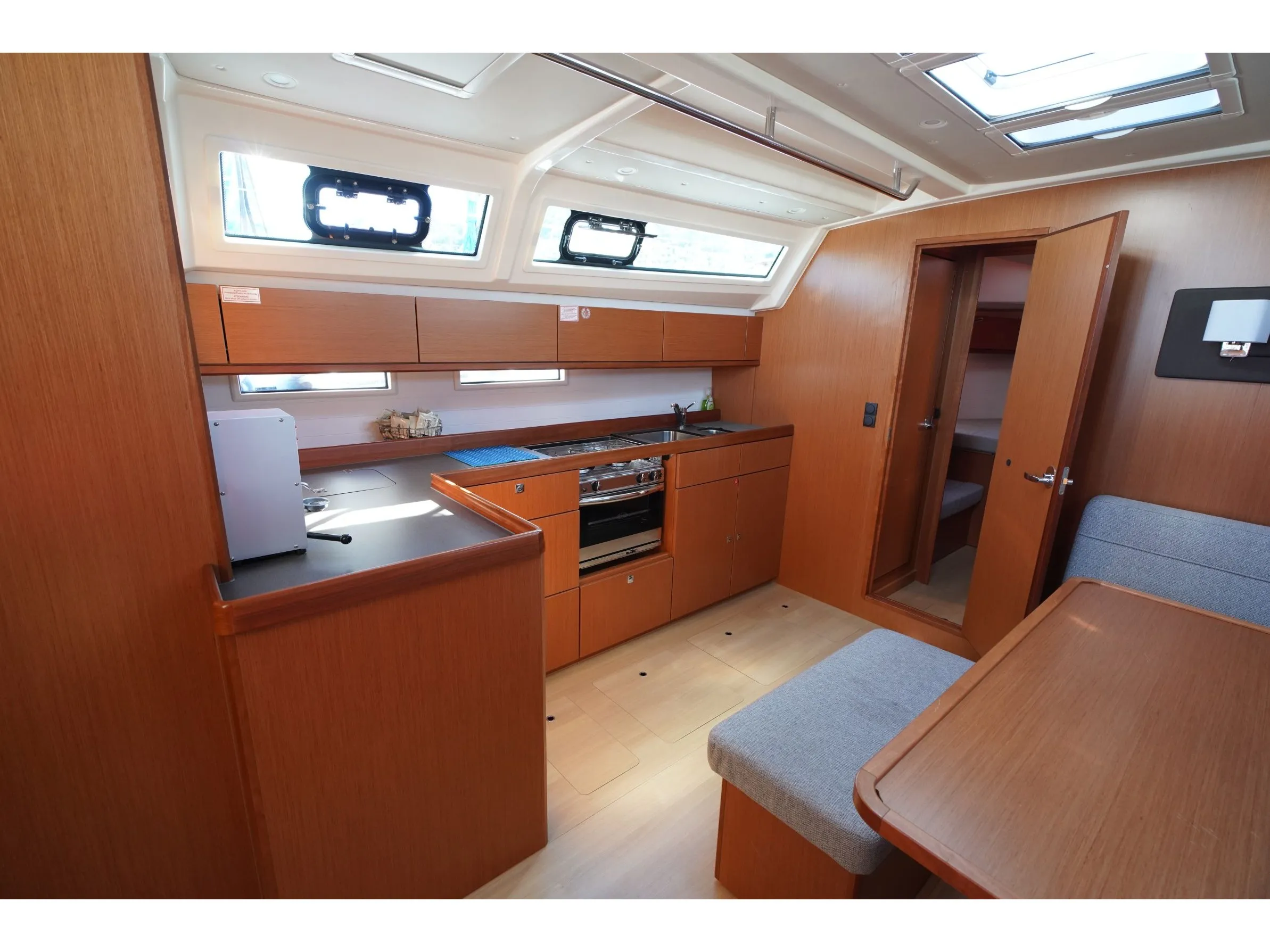 Bavaria 46 Cruiser Monsieur — fotografia jachty 6
