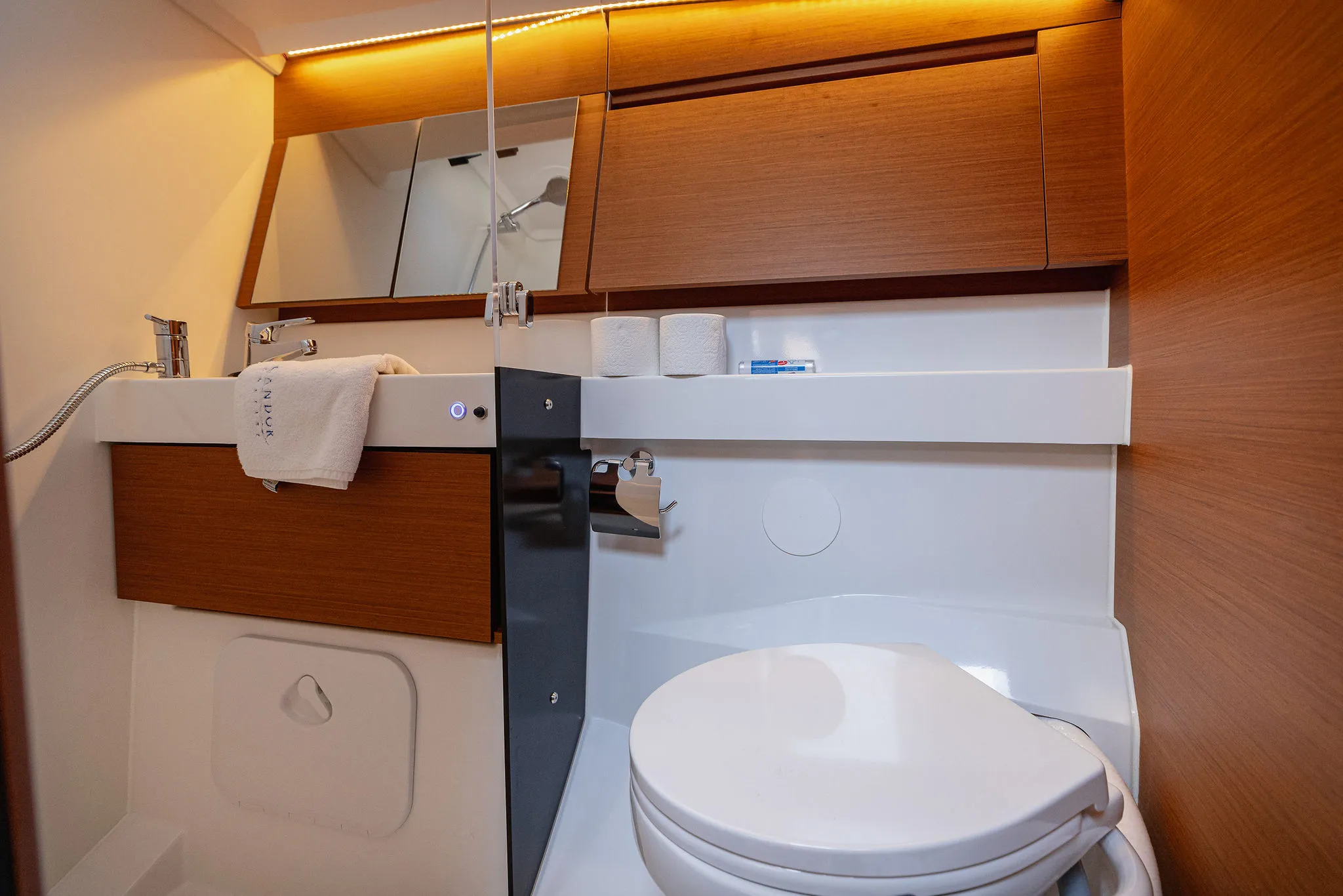 Sun Odyssey 410 Purr — фотография яхты 3