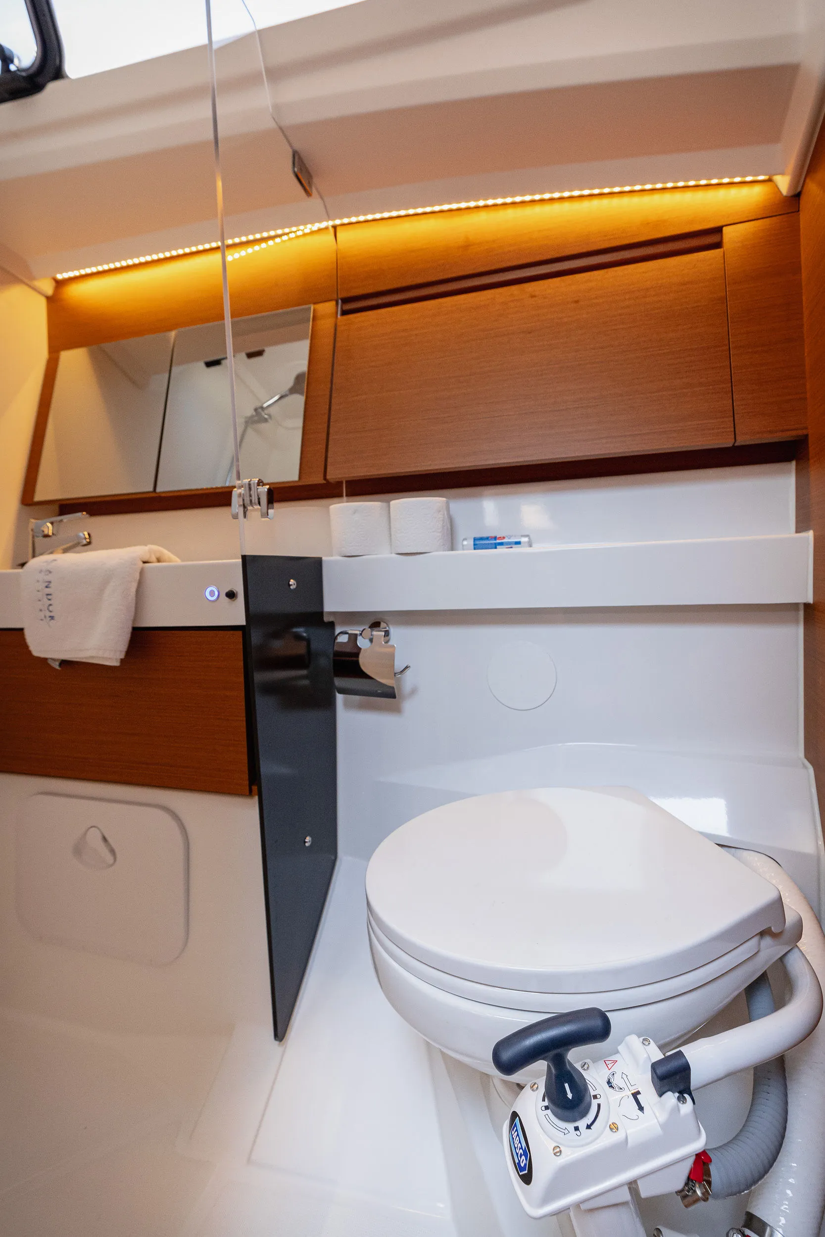 Sun Odyssey 410 Purr — фотография яхты 22
