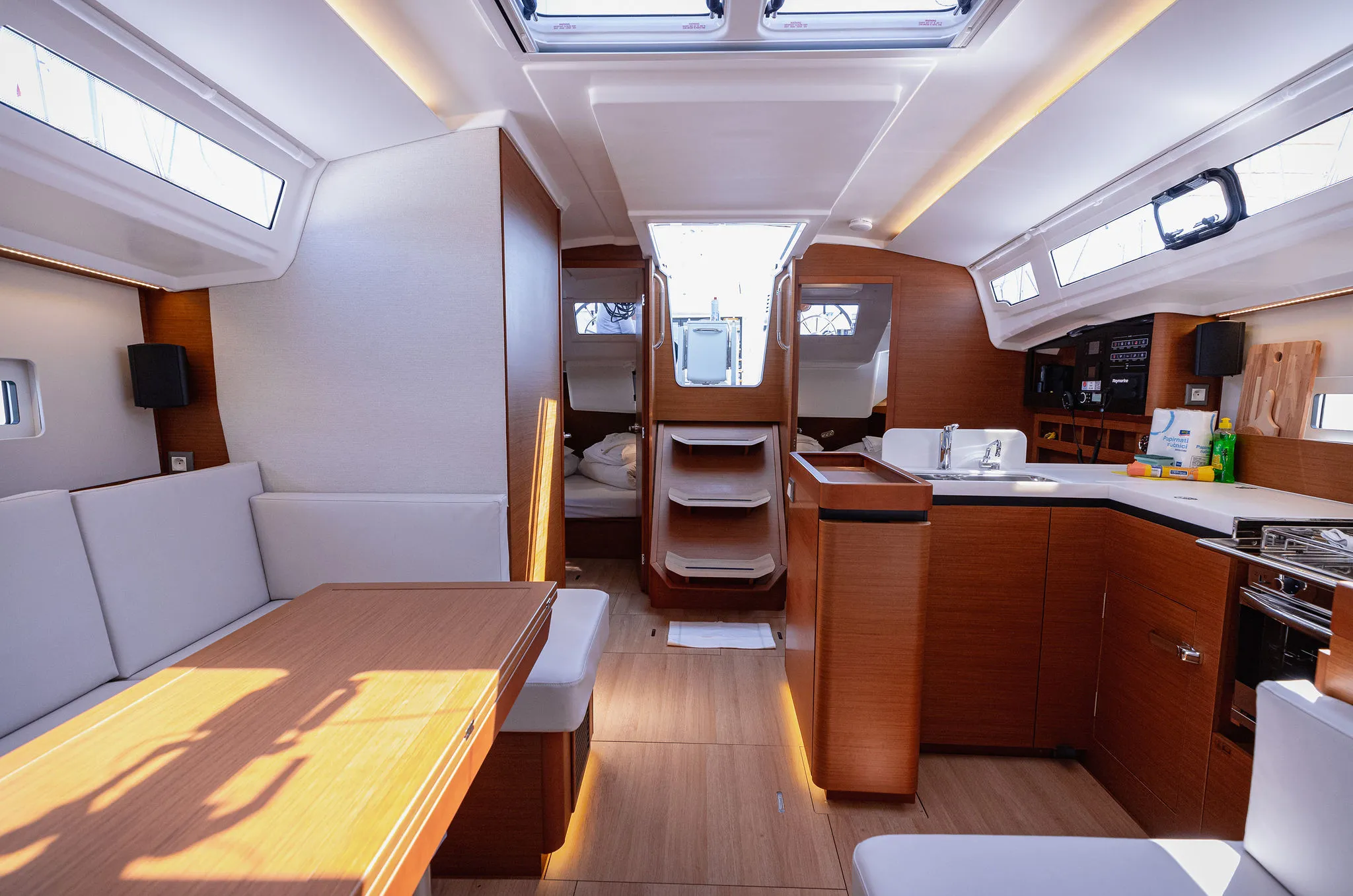 Sun Odyssey 410 Purr — фотография яхты 26