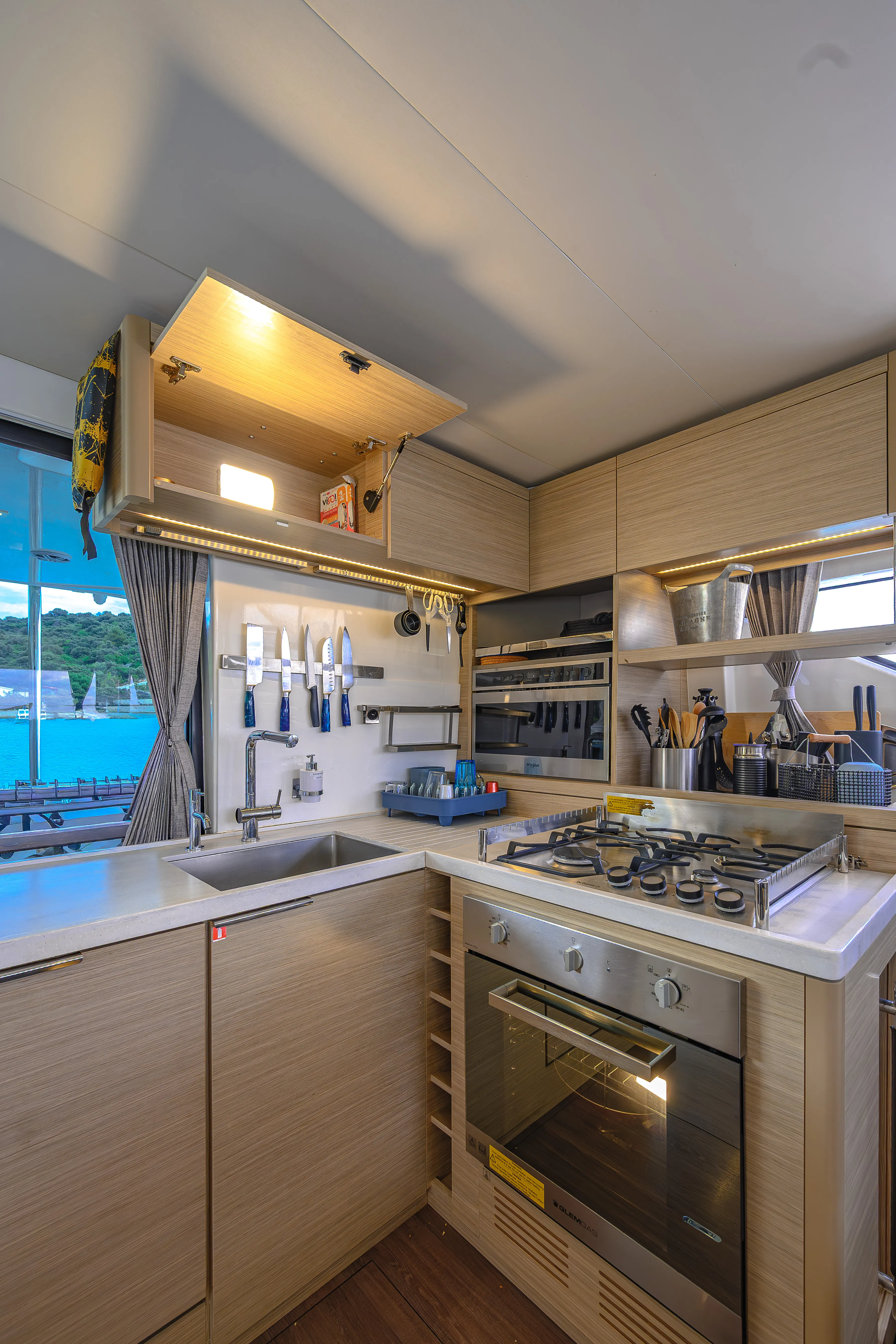 Lagoon 51 Twin Joy + — foto dello yacht n. 2